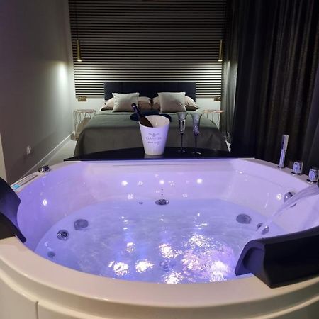 Apartament Jacuzzi Cracovie Extérieur photo