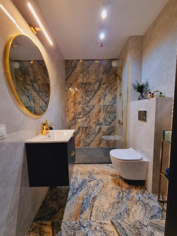 Apartament Jacuzzi Cracovie Extérieur photo