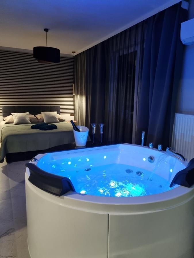 Apartament Jacuzzi Cracovie Extérieur photo