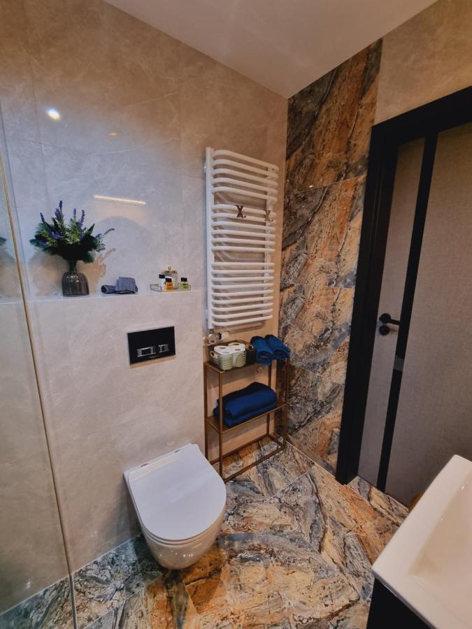 Apartament Jacuzzi Cracovie Extérieur photo