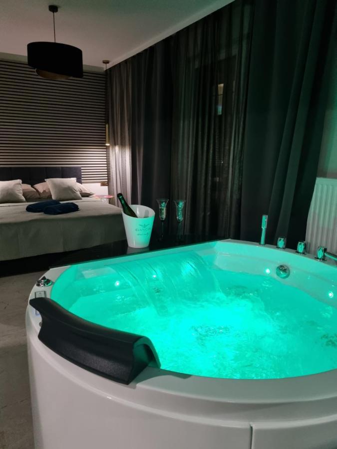 Apartament Jacuzzi Cracovie Extérieur photo