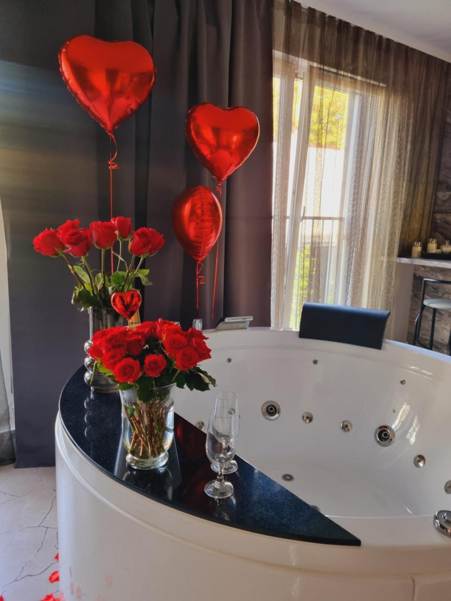 Apartament Jacuzzi Cracovie Extérieur photo